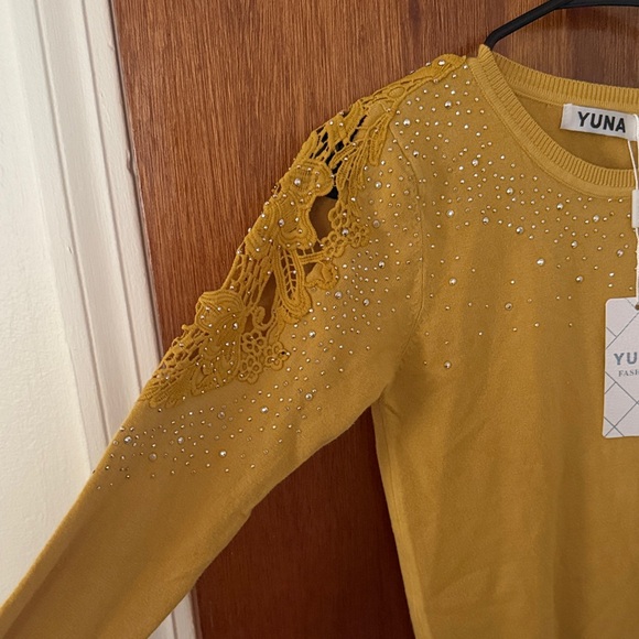Mustard Yellow Sweater with Lace Detail - Picture 8 of 11
